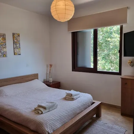 Feriehus Anesis House Stroumbi