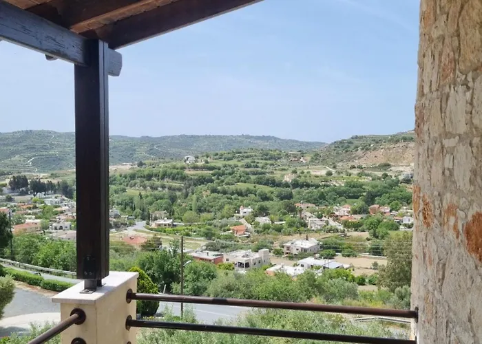 Anesis House Semesterbostad *