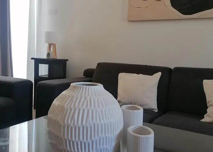 Anesis House Semesterbostad Stroumbi